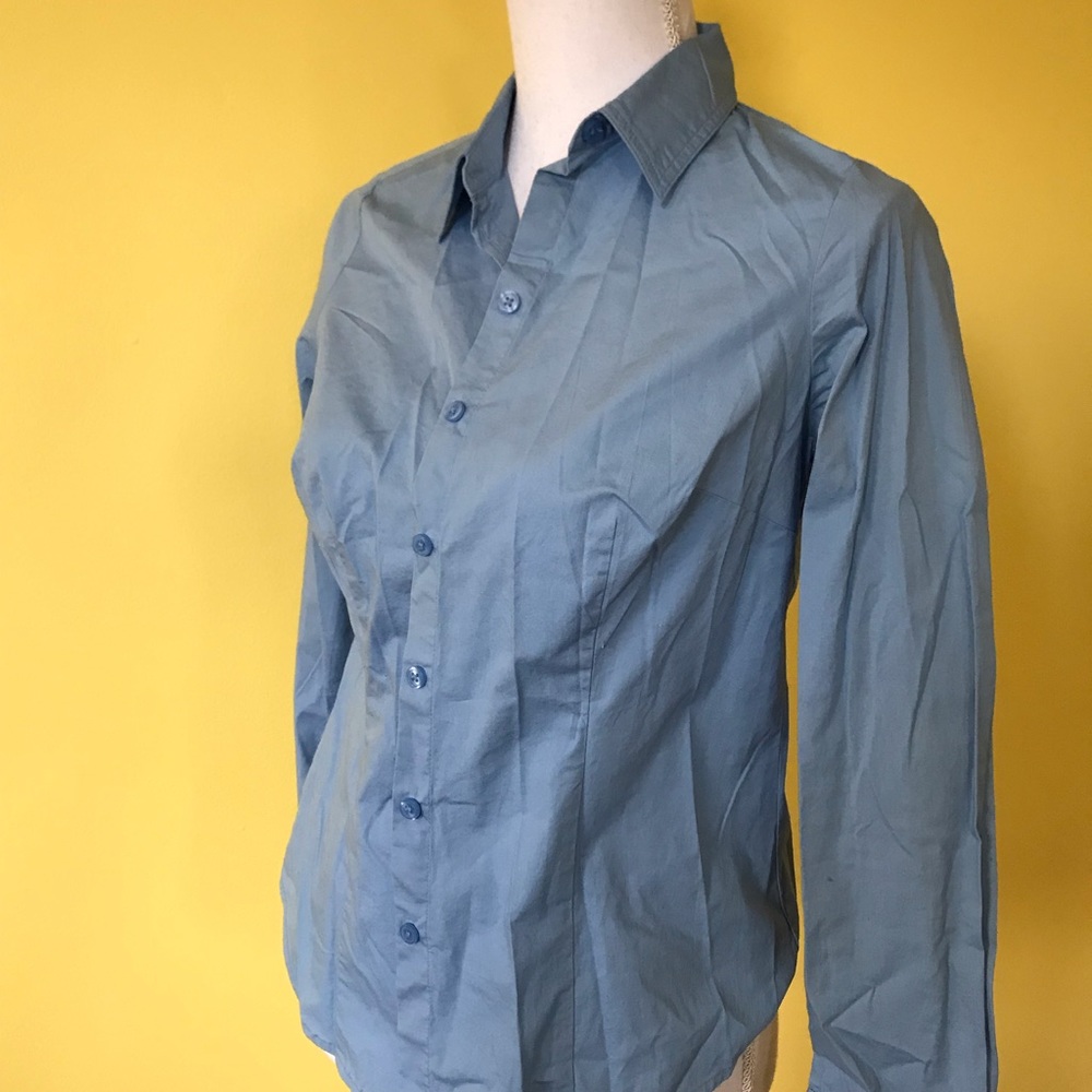 Loft size 8 Petite blue button up top blouse